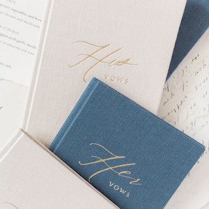 Vow Books Wedding - LINEN - 10x15 cm - Vow Booklet Folio Board Menu Holder His Her Vows  Calligraphy Vow Book Personalized embossed folder