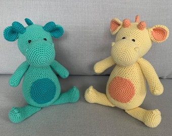 Dragón bebé de ganchillo, peluche amigurumi para decoración