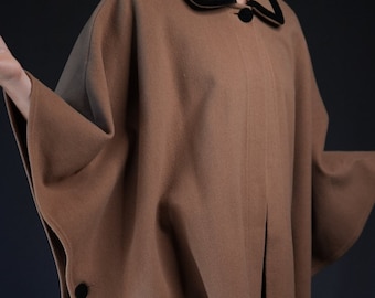 Vintage Wool Cape with black Velvet Details | Elizabeth Ascot