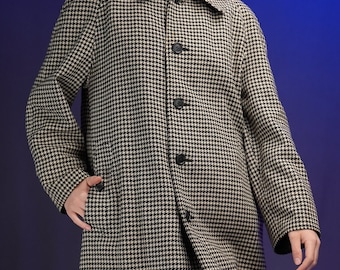 Burberrys Invertible Vintage Trench-Coat with Houndstooth Pattern | Made in England | Men's M