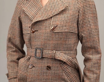 Italian Vintage Tailored Wool Trench-Coat with Houndstooth Pattern in Warm Brown Tones | 1970s | Women's Size S-M