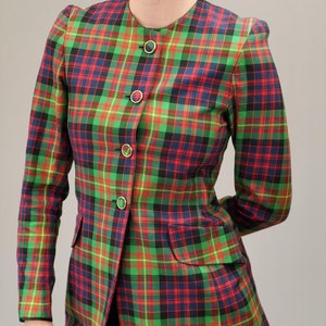 80s Festive Tailored Wool Blazer with Tartan Pattern in Green | Vintage, 1980s | Women&#39;s Size S-M