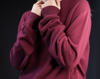 Cashmere Sweater in Deep Red | Pure Cashmere, Made in Italy