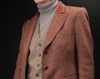 Vintage Luxury Cashmere Blazer with Herringbone Pattern | by KITON | in Rich Terracotta | Size M-L | Tailored in Naples, Italy