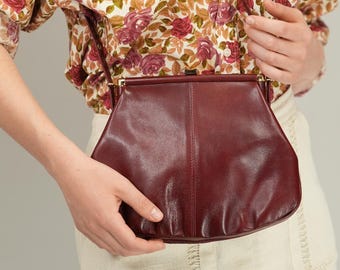 Early 90s Italian Burgundy Leather Frame Bag | Vintage Shoulder Handbag | Gold Clasp