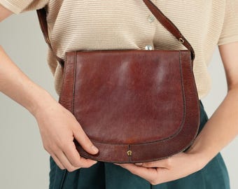 80s Etienne Aigner Cognac Burgundy Leather Shoulder Bag | Italian Saddle Bag | Vintage Crossbody
