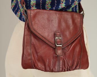 70s Italian Cherry Red Leather Messenger Bag | Vintage Crossbody Shoulder Bag | Made in Italy