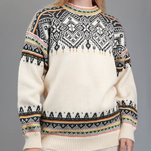 Pullover von Dale of Norway mit wunderschönem Strickmuster | Größe L | Reine Wolle, hergestellt in Norwegen