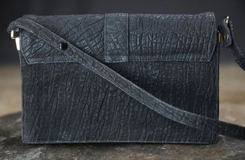 Vintage Leather Shoulder-bag structured black image 3