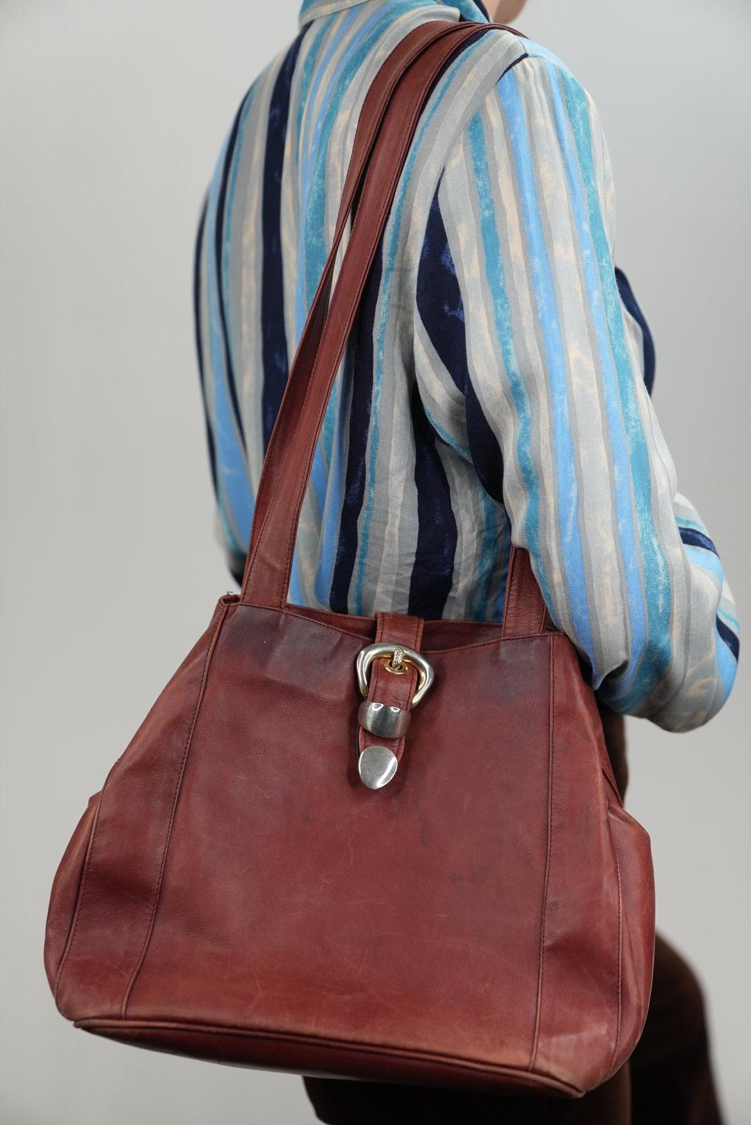バッグ 1990s EuroVintage - Italian Leather Bag Burgundy Red Vintage Shopper Bag | Italian 90s Vintage Bag With