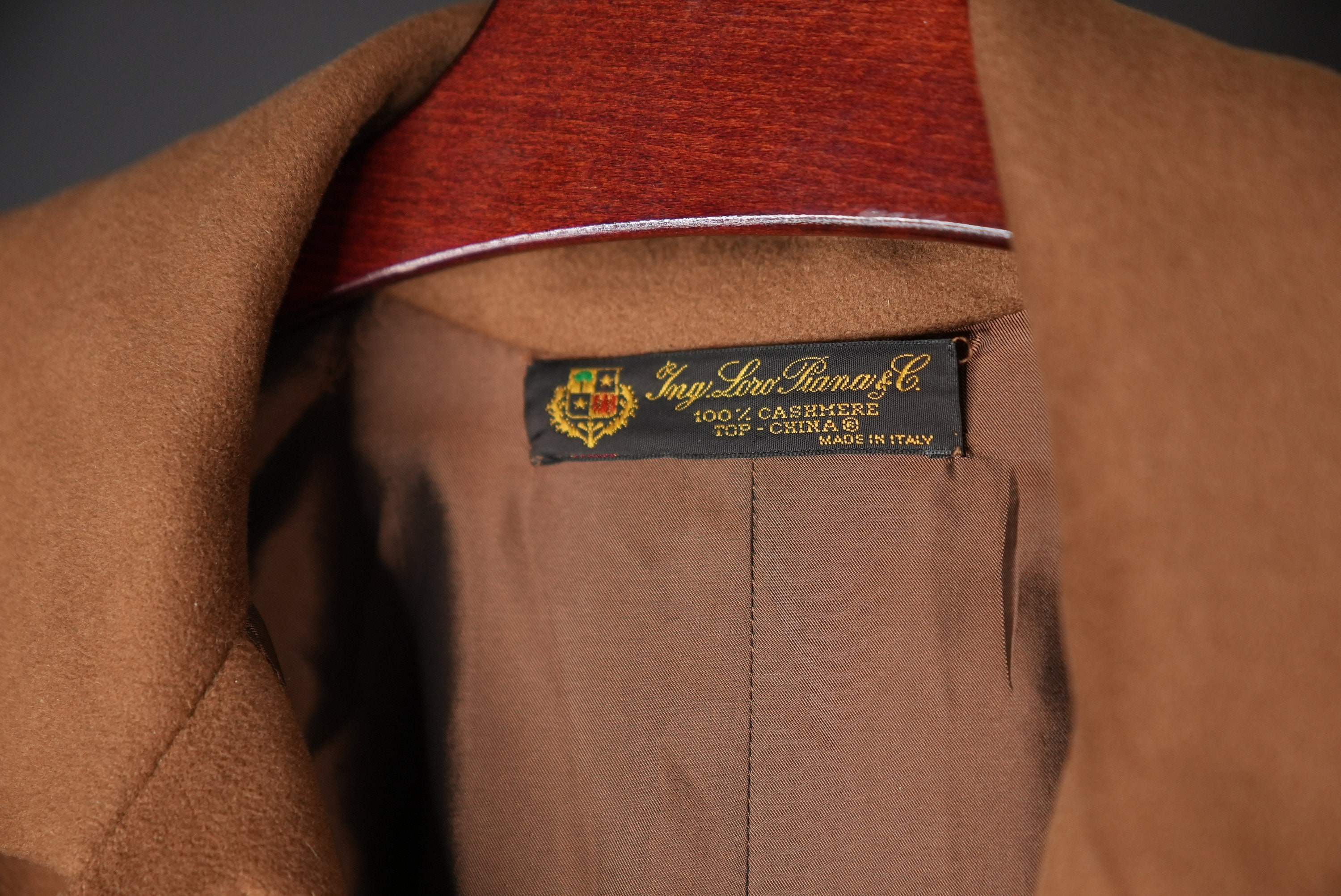 ピュアカシミアのロロピアーナコート | 静かな高級ヴィンテージ