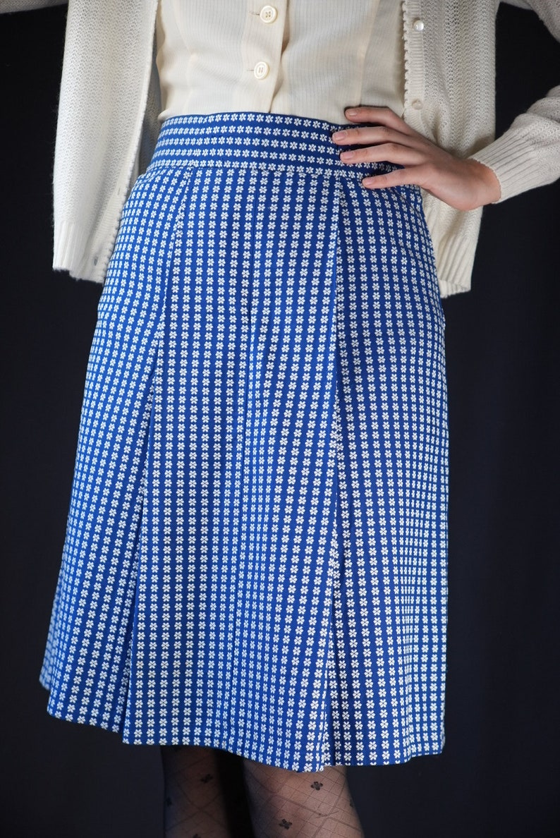 1950s Vintage Skirt in Blue with Flower Pattern Handmade image 4