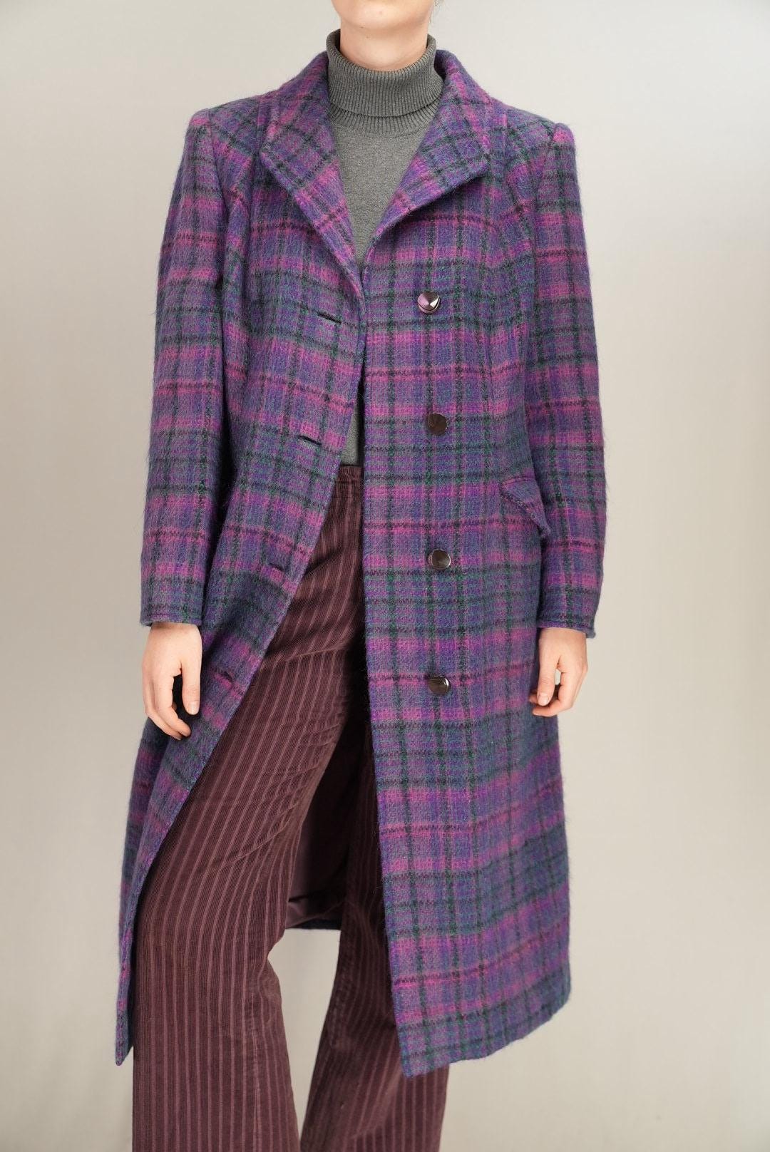 Vintage Plaid Wool Coat in Bold Purple From Mohair-blend | Size M