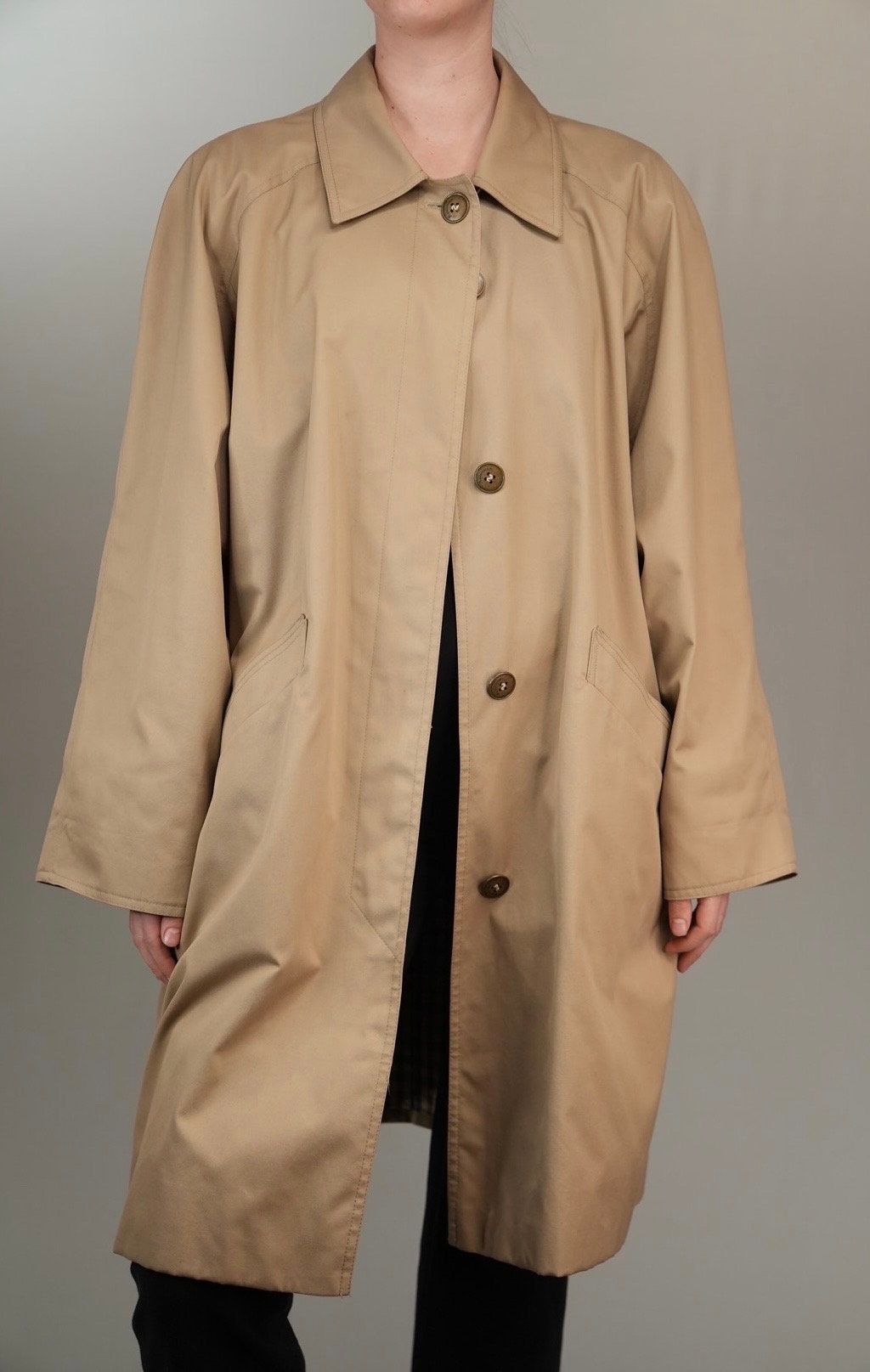 Aquascutum Vintage Trench-coat in Beige | Made in England - Etsy Aquascutum Vintage Trench-coat in Beige | Made in England - Etsy