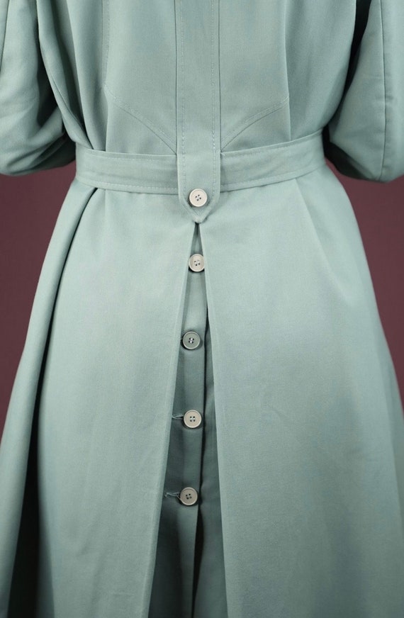 Mint Green Vintage Trench-Coat 1970s | Made in Fr… - image 3