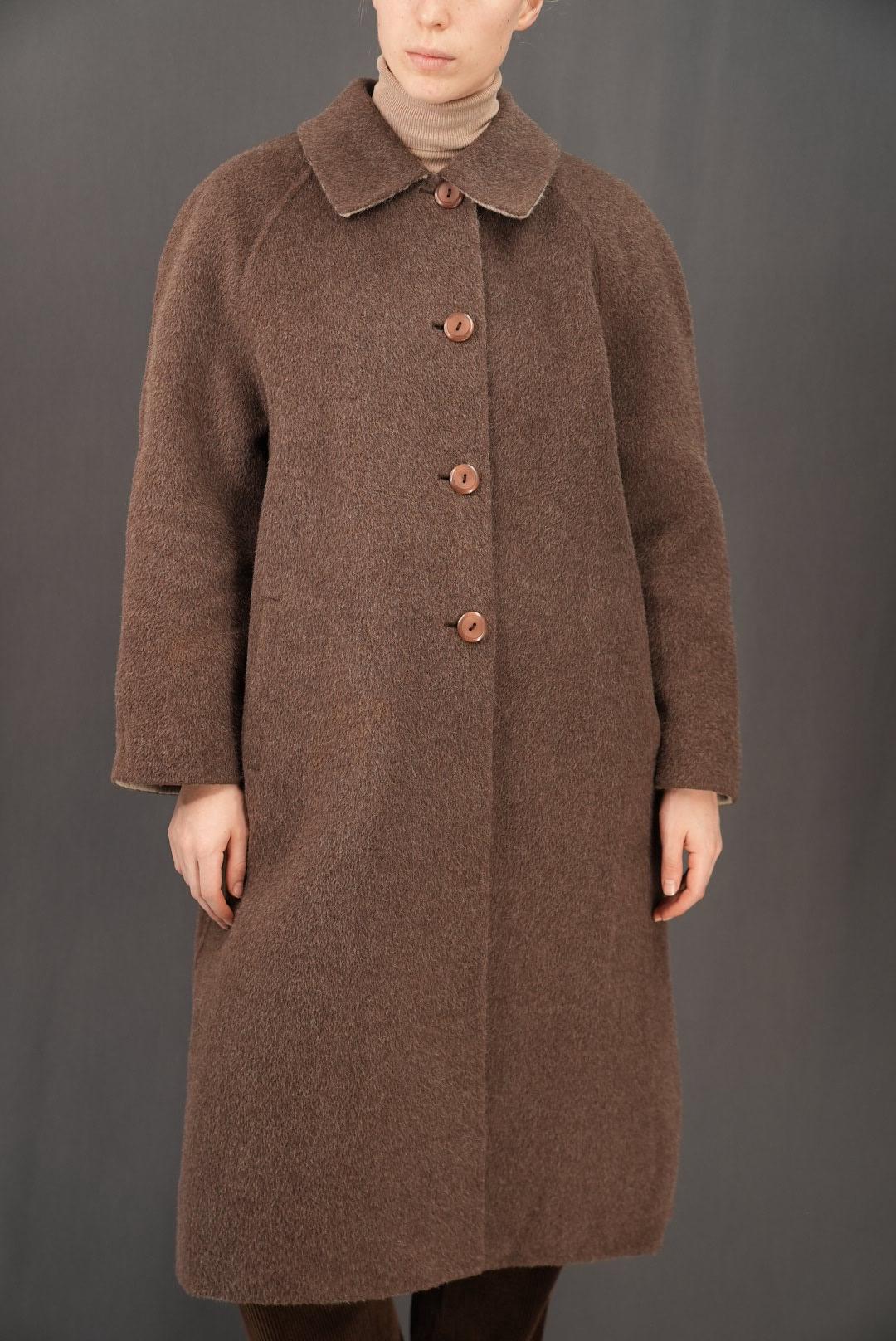 Alpaca & Camelhair Vintage Coat in Light Brown | Size XL | 80s