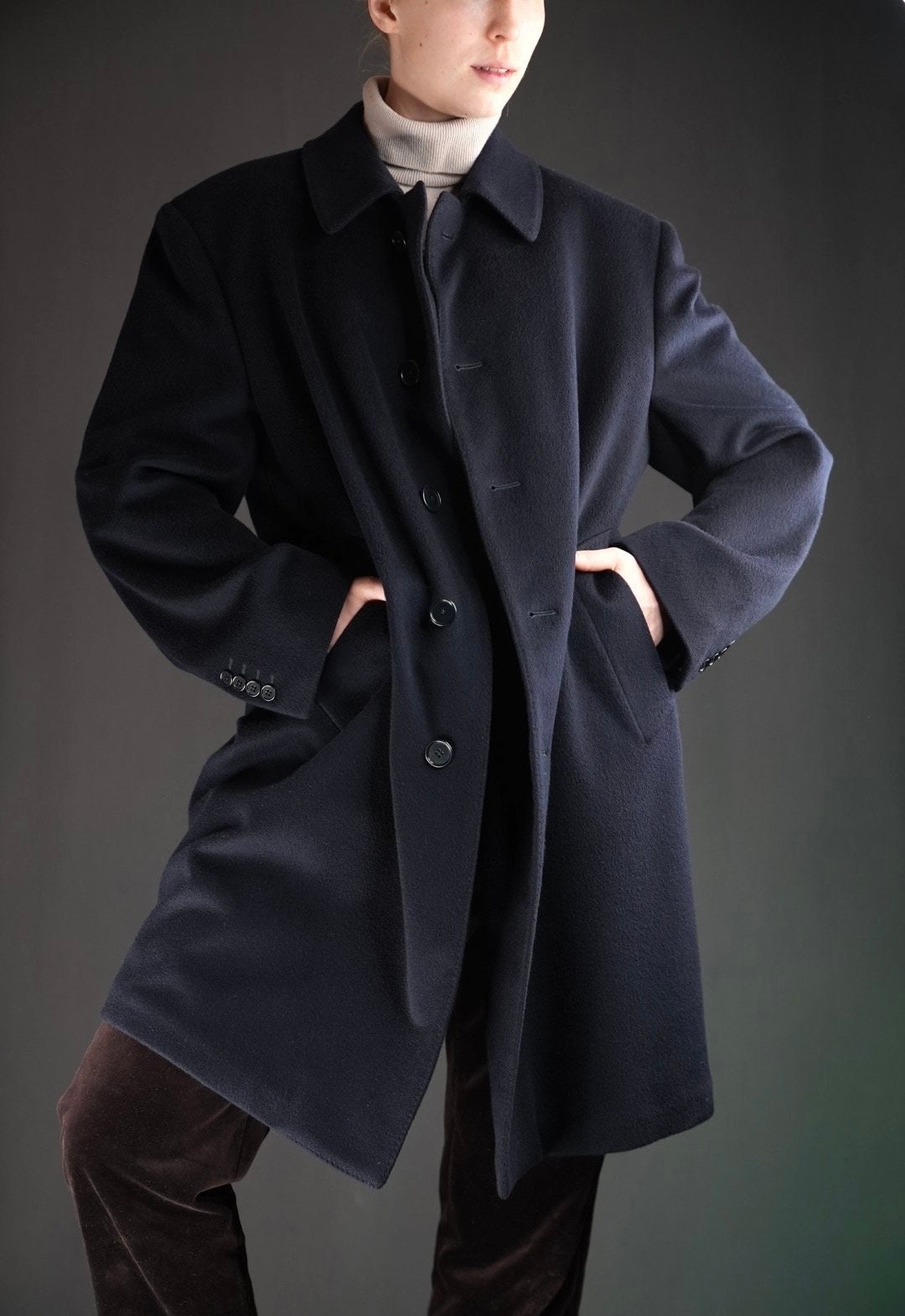 Manteau de luxe Ravazzolo Cachemire et vigogne Tissu par Loro