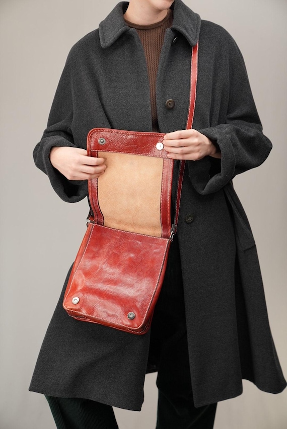 Cherry Red Italian Leather Shoulder-bag | Vintage | Lavorazione