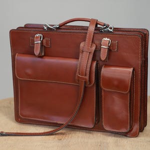 Cartable en cuir italien des années 80 en marron | sac de bureau vintage avec bandoulière | Unisexe | 42 cm x 33 cm