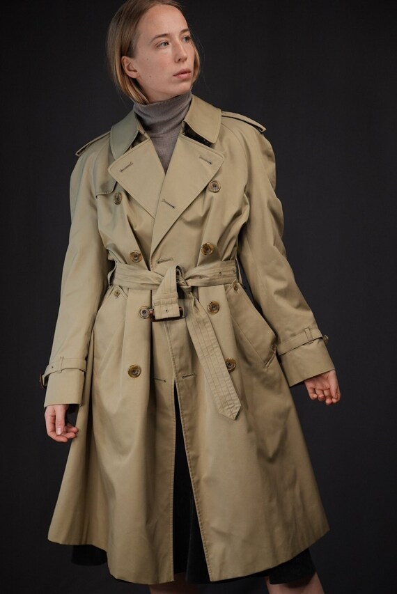 Burberry trench top coat vs aquascutum