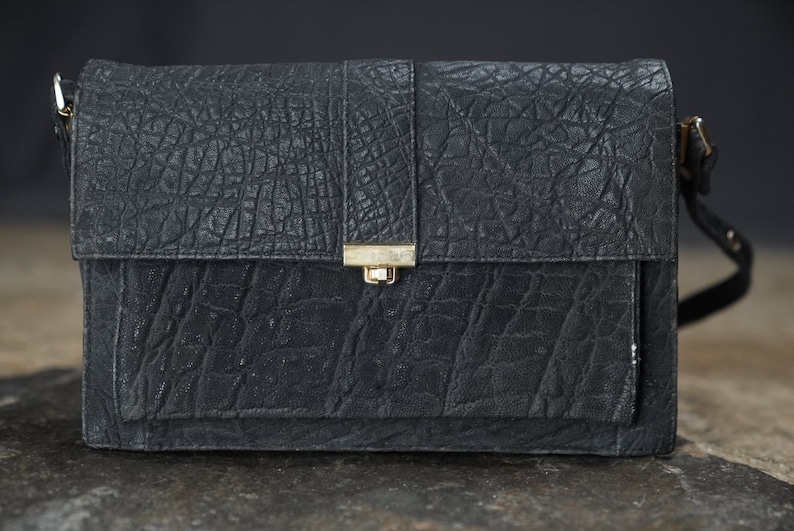 Vintage Leather Shoulder-bag structured black image 2