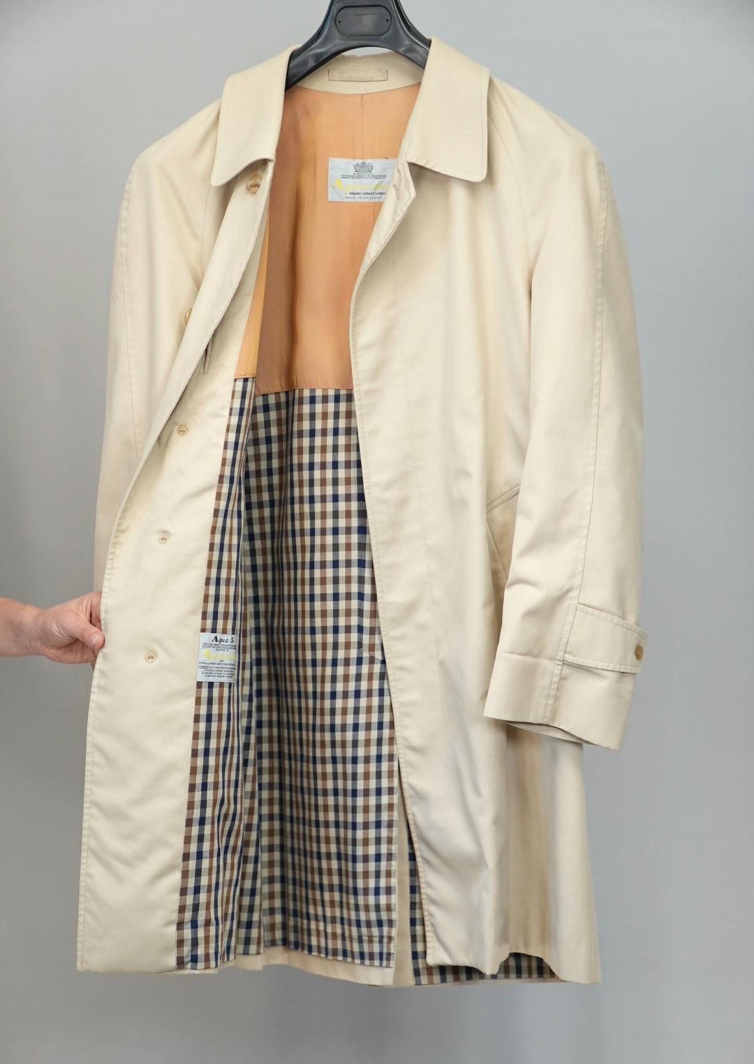 Classic Aquascutum Aqua 5 Trench Coat | Single Breasted