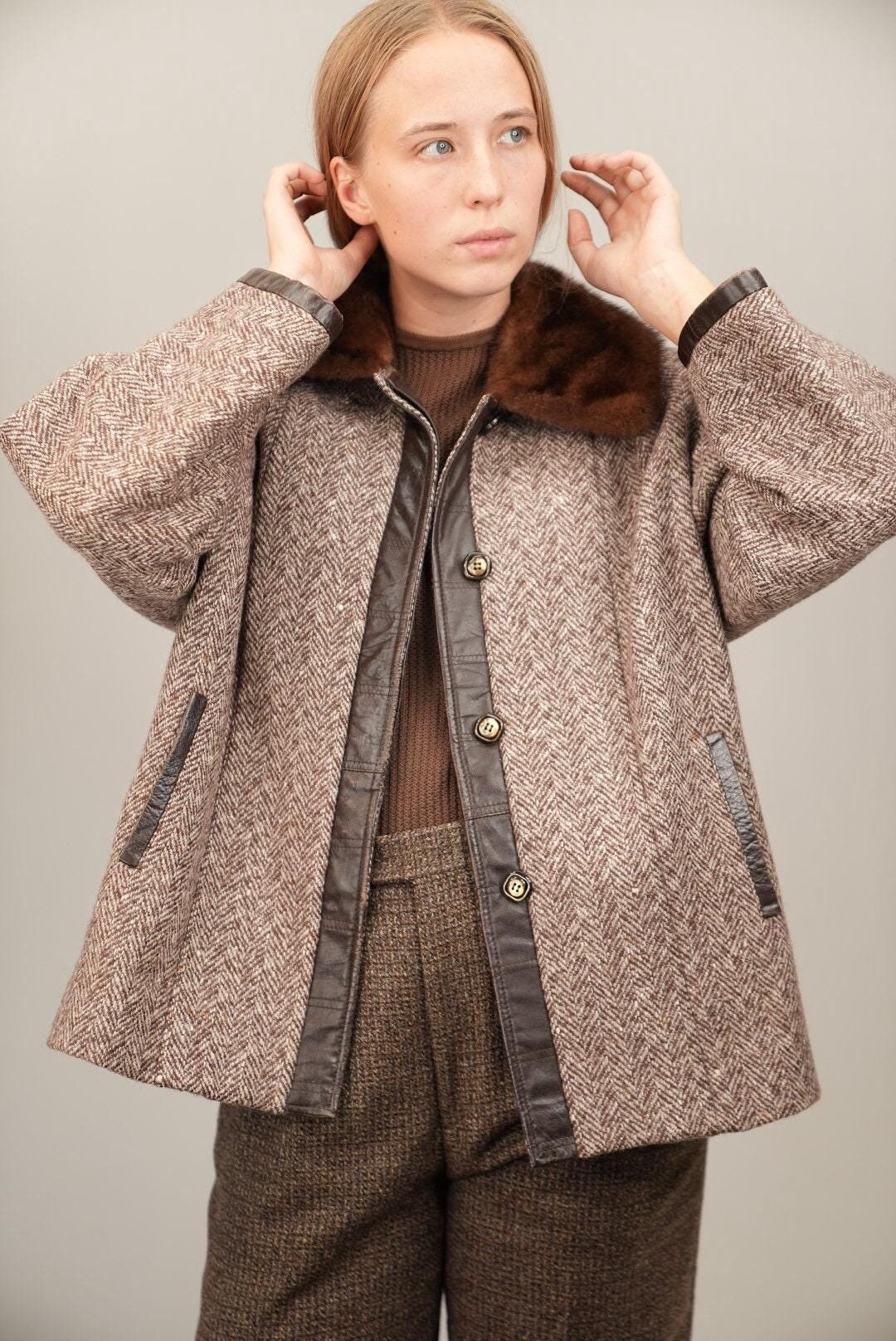 1970s Herringbone Wool Jacket With Beaver Fur Collar and Leather