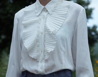 70s Vintage Blouse with Pleated Collar and Lace Details