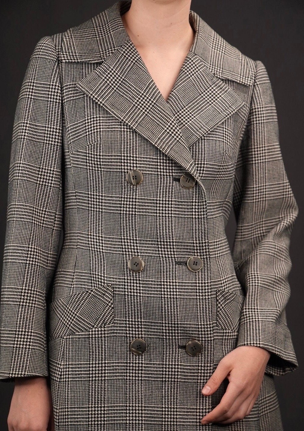 Aquascutum Luxury Shower-proof Vintage Wool Coat With Checkered