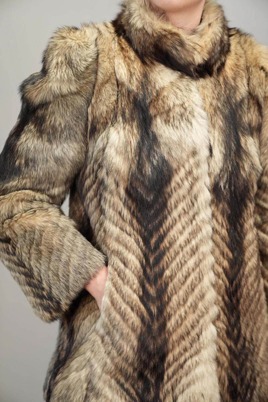 Vintage 60s Betty Rose Raccoon Fur Jacket