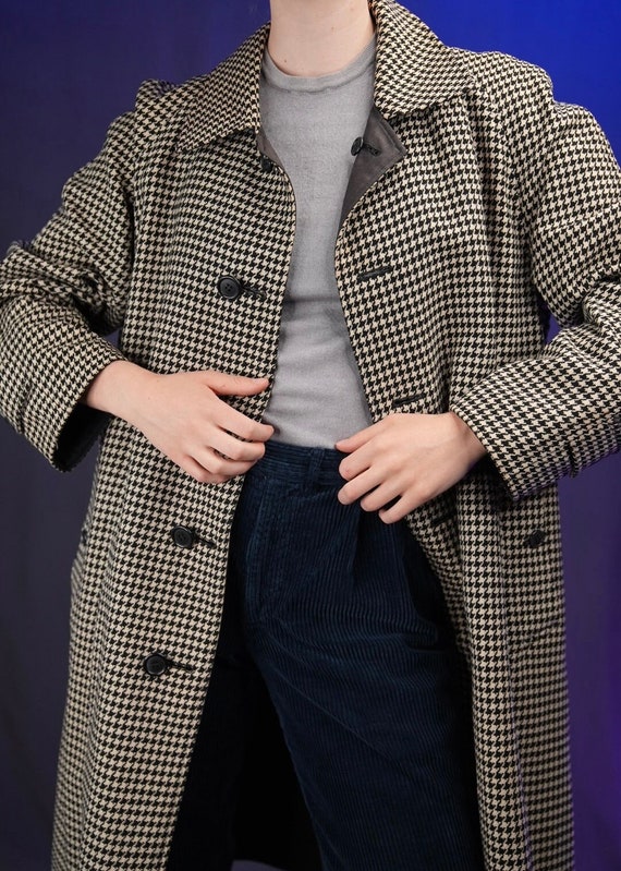 Burberrys Invertible Vintage Trench-coat With Houndstooth Pattern