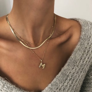 collar de letras, globo plateado, collar de letras, letra de burbuja, letra de globo, colgante de globo, colgante de burbuja, regalo del día de la madre