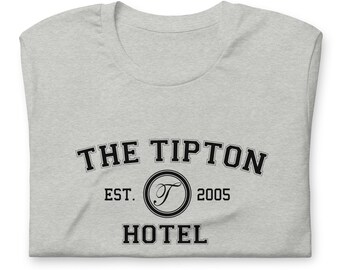 Koszulka Fantasy Varsity - Tipton Hotel - Klasyczna koszulka (Unisex)