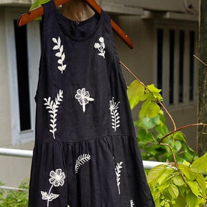 Black Linen Dress With Pockets – Handmade Sleeveless Dress – Hand Embroidery Detail – Simple Linen Outfit - Elegant Minimalist Dress