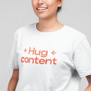 Hug Content Auto-layout Figma Product UI/UX Designer Tshirt