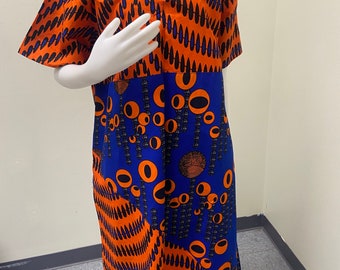 African print free cut together mini gown with short sleeves 100% cotton.