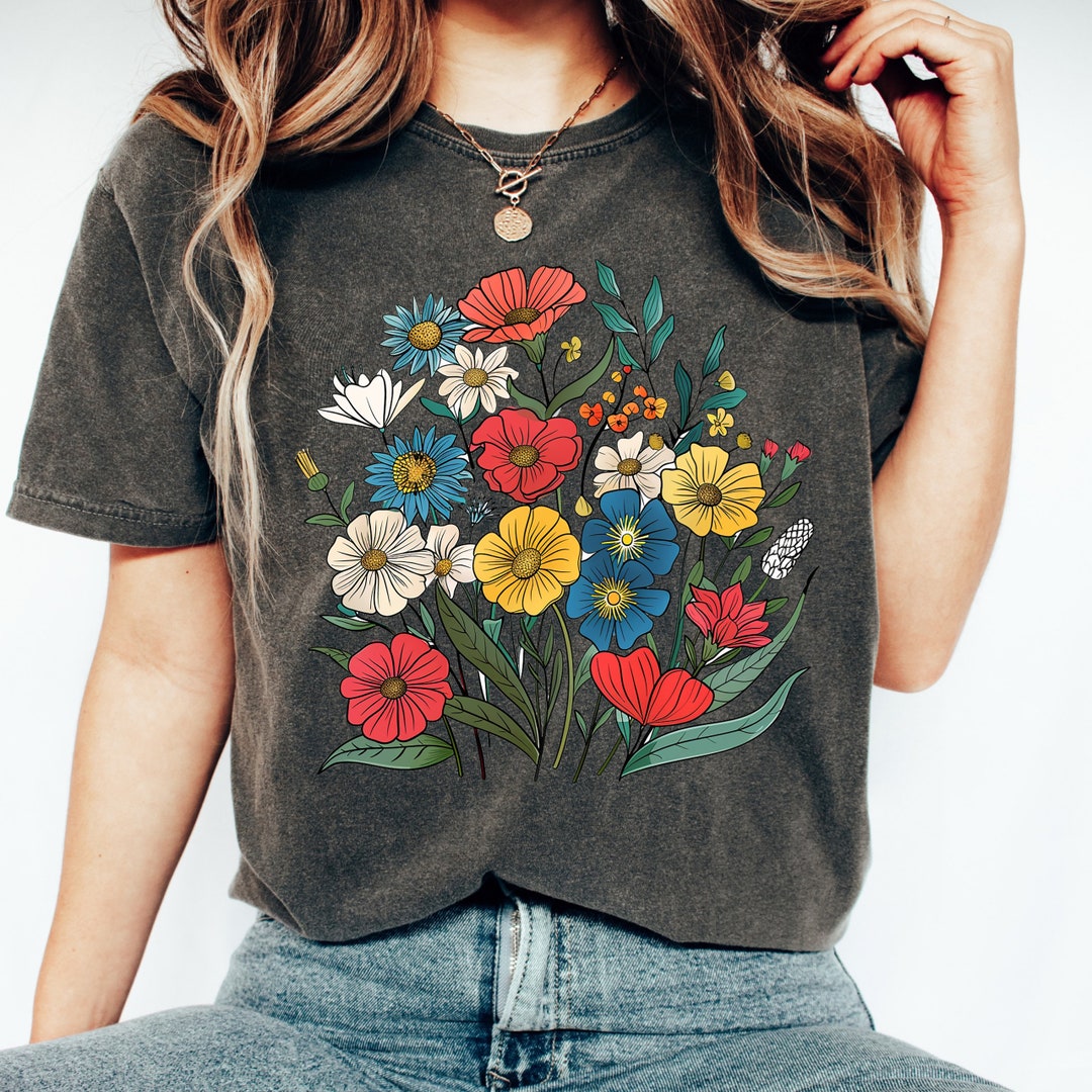 Wildflower T Shirt for Women, Graphic Printed Top for Ladies
