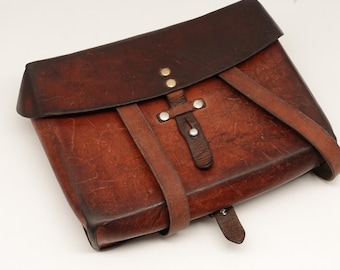 Swiss Soldier Army Leather Shoulder hand Bag Officier Switzerland 1977 Sattchel Outdoor City Fancy Street bag IPAD Mini, Brown 70s