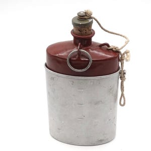 Vintage Swiss Army Military Canteen Water Bottle Old Model with Cup MZ 1917 WW1 Outdoor Camping Surplus World War 1