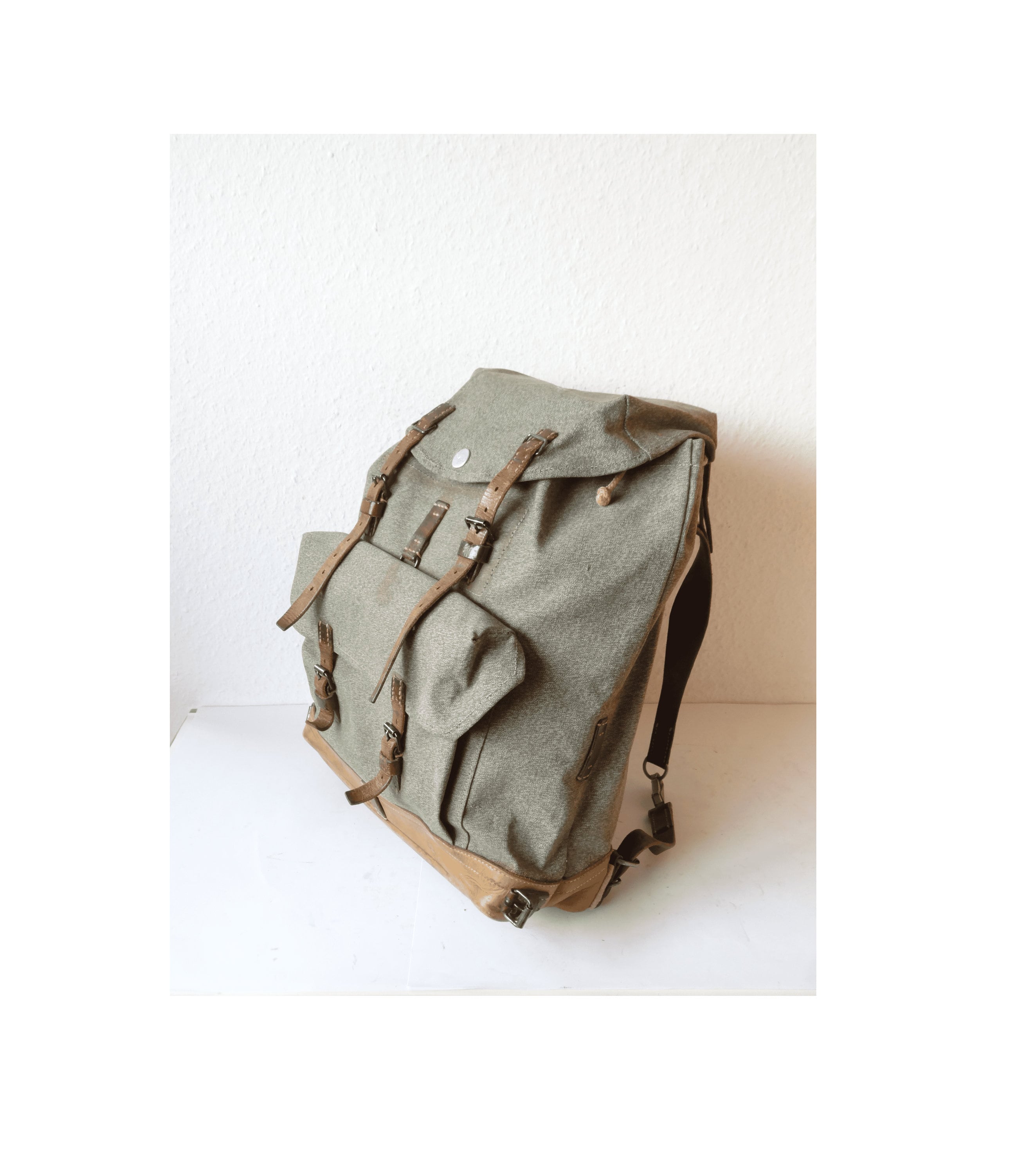 Original Swiss Army Military Backpack Rucksack 1952 Canvas Salt