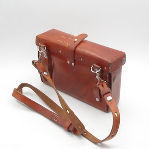 Stunning Swiss Army Military Officer Leather Bag Vintage Medic Paramedic 1991 RAR for Artists, Painting, Sattchel, Outdoor, foldable