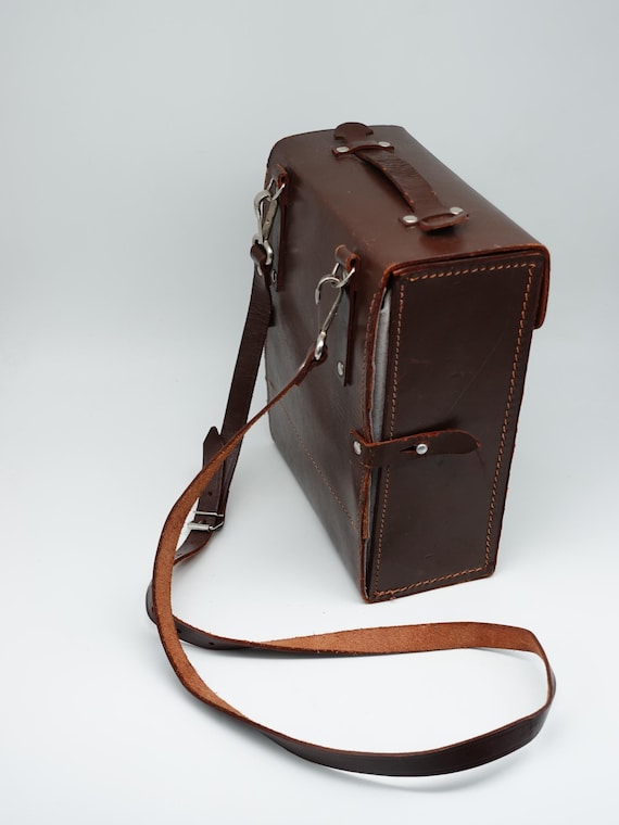 WW2 Swiss Red Cross Leather Bag Medic Paramedic Civil WWII Army