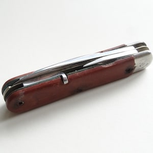 1952 Wengerinox / WENGER Delemont / Fibre Model 51 Swiss Army Military Knife 52
