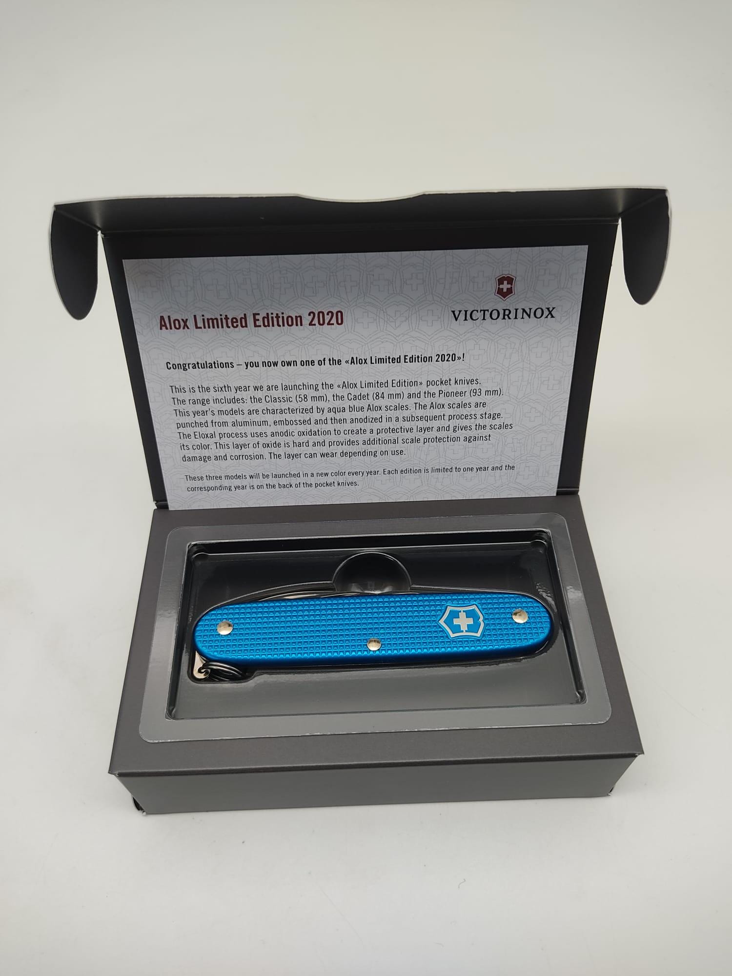 New 2020 Victorinox Aqua Blue Pioneer Alox Limited Edition 0.8201