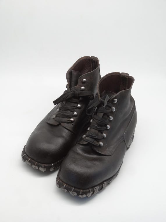 WWII Swiss Army Mountain Hobnail Boots Shoes Size US 9,5 EUR 42,5
