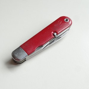 1957 Wengerinox / WENGER Grilon 57 / Swiss Army Military Soldier Knife Switzerland Victorinox Vintage Red SAK Collector