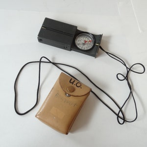 Vintage RECTA Type T Original Swiss Army Military Field Compass Mirror ~1950 with case/etui Switzerland Bienne