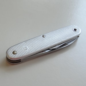 Beautiful 1966 Model Soldier Alox Swiss Army Knife Wenger Delemont Military 66 SAK Taschenmesser W-K Silver Victorinox