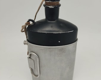 Vintage SIGG Swiss Army Military bottle canteen Switzerland SIGG 78 1978 JE 81 Black 500 ml Switzerland