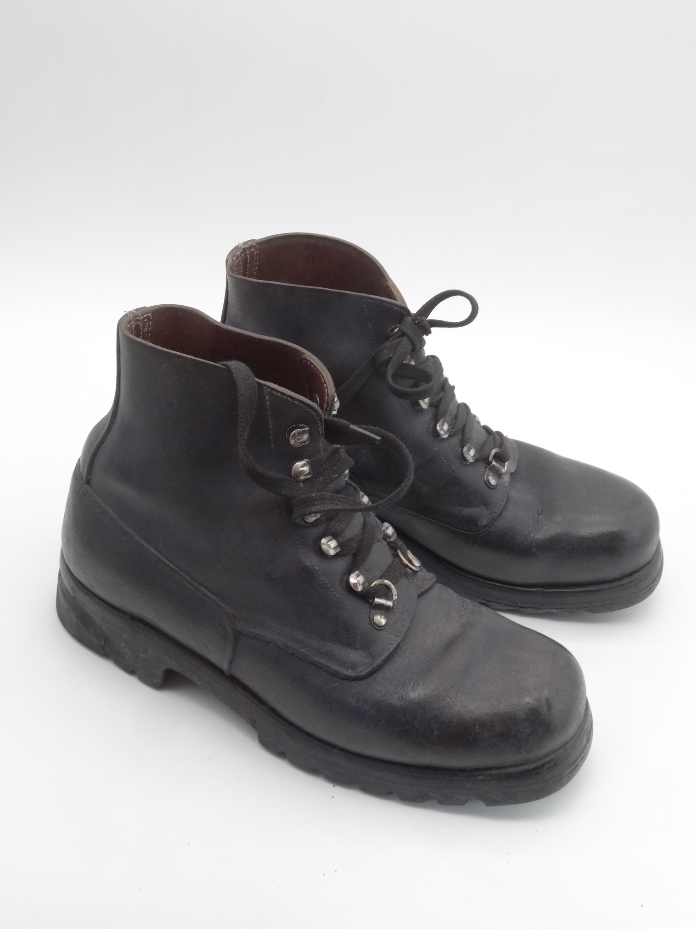 Raichle hiking boots - Etsy 日本 Raichle hiking boots - Etsy 日本